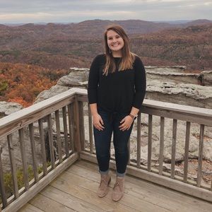 Meet your Posher, Lexie